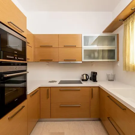 Simon And Apartament